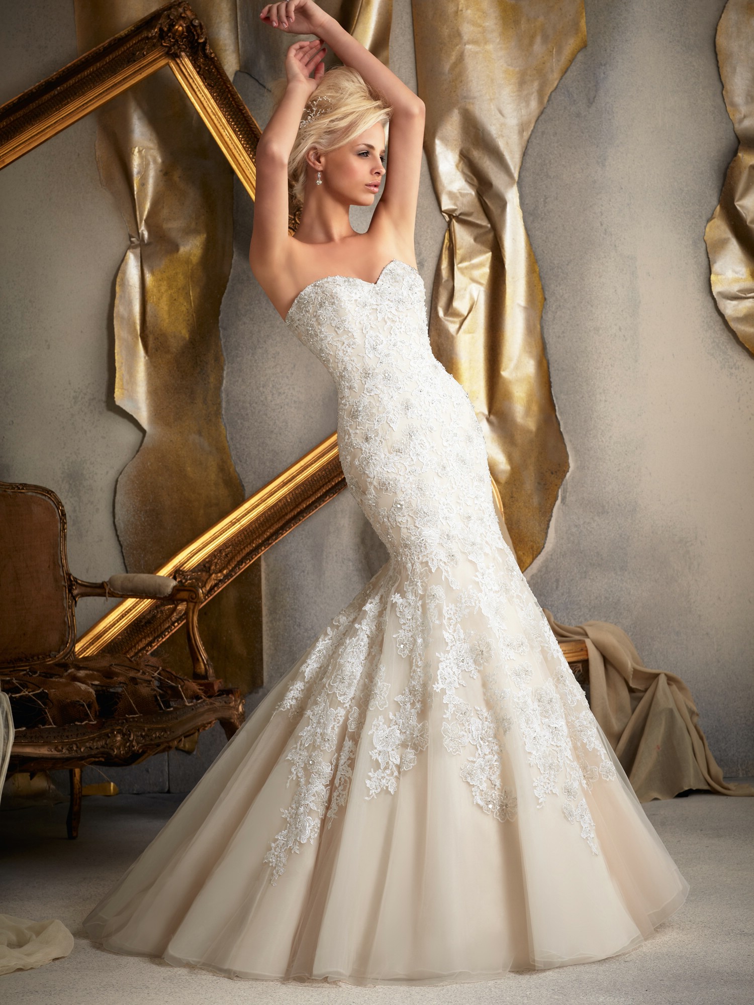 Mori Lee 1903 or 1923 brides what color